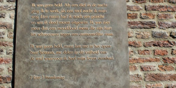 Victor Vroomkoning, Nijmegen, gedicht, verzet