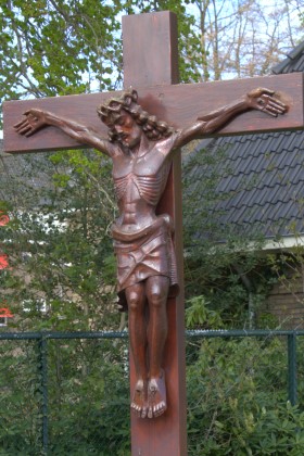 Crucifix, Brakkenstein