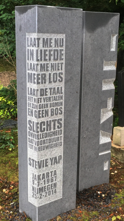 Gedicht van Stevie Yap, gevonden op zijn graf op begraafplaats Rustoord in Nijmegen