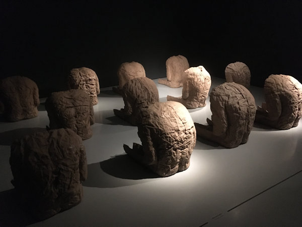 Backs van Magdalena Abakanowicz